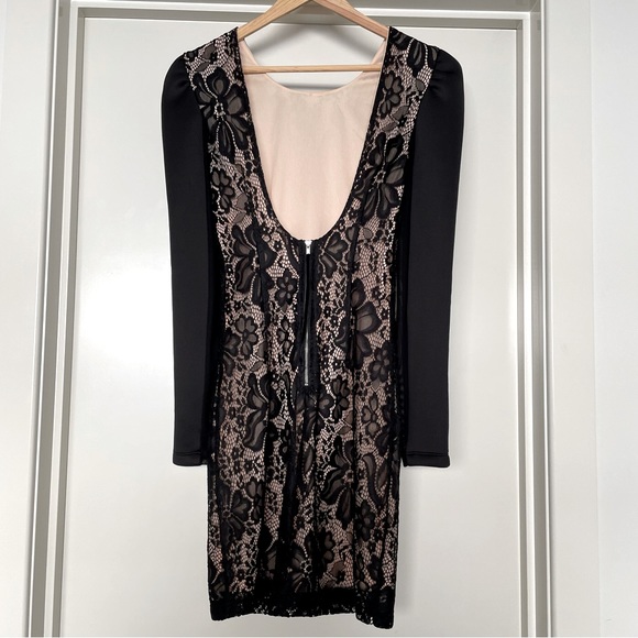 NWOT Lace Bodycon Mini Dress -Elegant Puff shoulders, sheer long sleeves🖤🤍 - Picture 5 of 5
